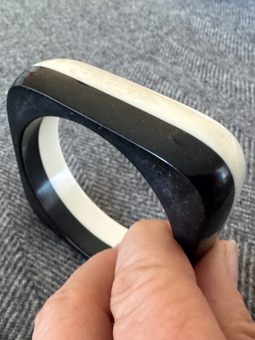 NEW (NWOT) ROOST, BLACK AND CREAM BANGLE BRACELET - STYLE 3